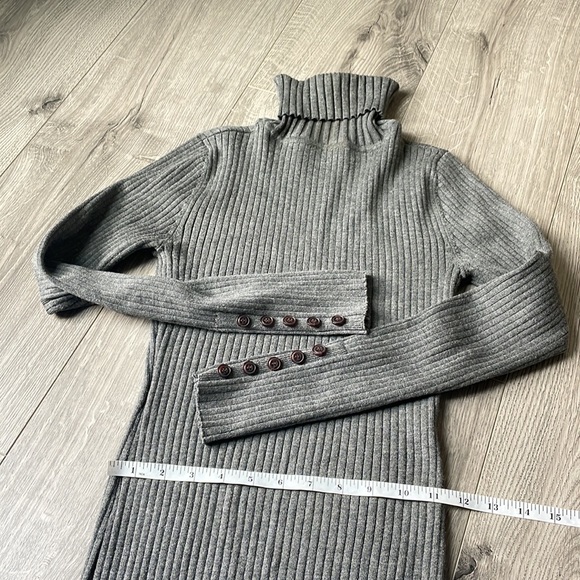 Pink rose, long sleeve, ribbed turtleneck, dress with lots of stretch. - Picture 4 of 7